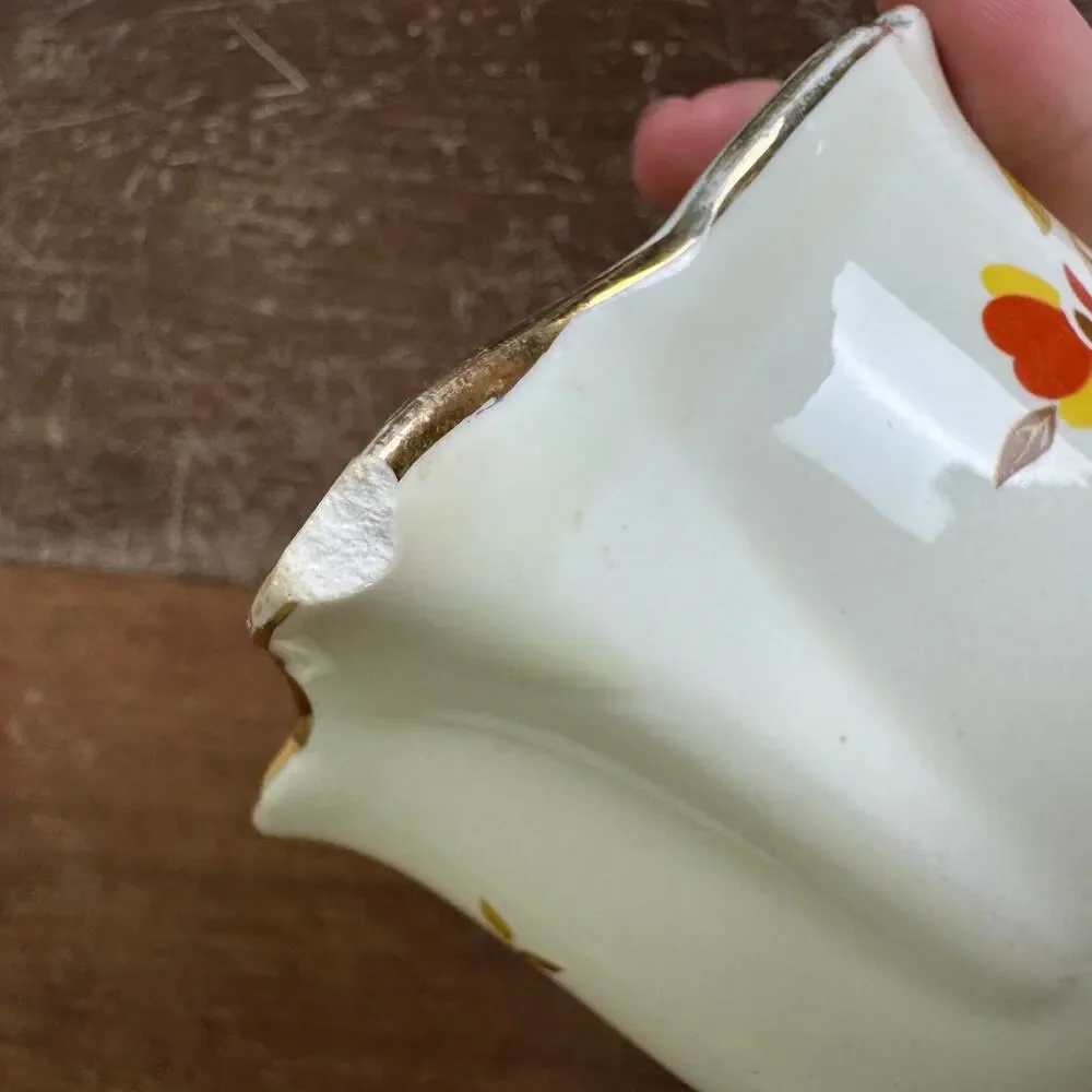 Hall's Superior Kitchenware Mary Dunbar Autumn‎ Leaf Jewel Tea Creamer